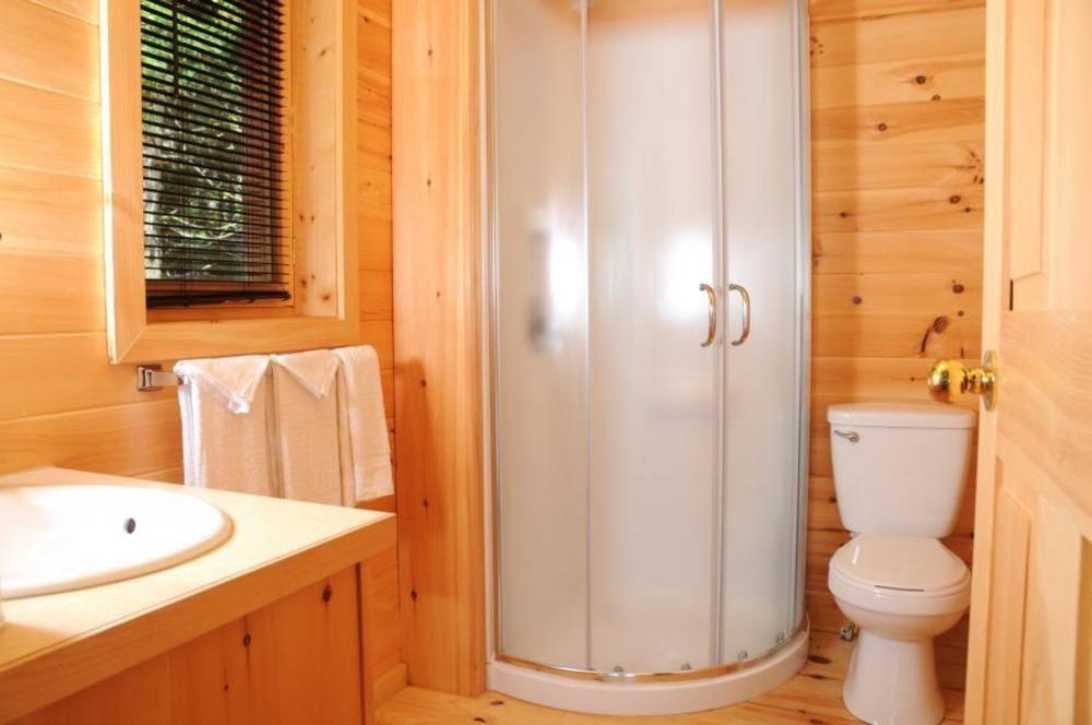 Отель Camping & Chalets De La Demi-Lieue Сен-Жан-Пор-Жоли Экстерьер фото